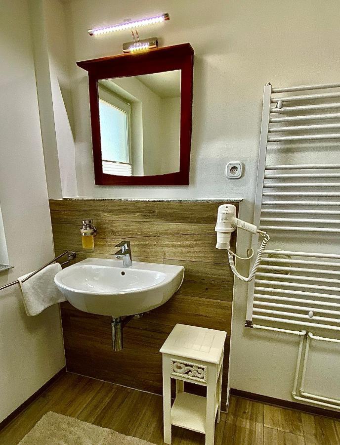 Gemuetliche Ferienwohnung Sagard Exterior foto